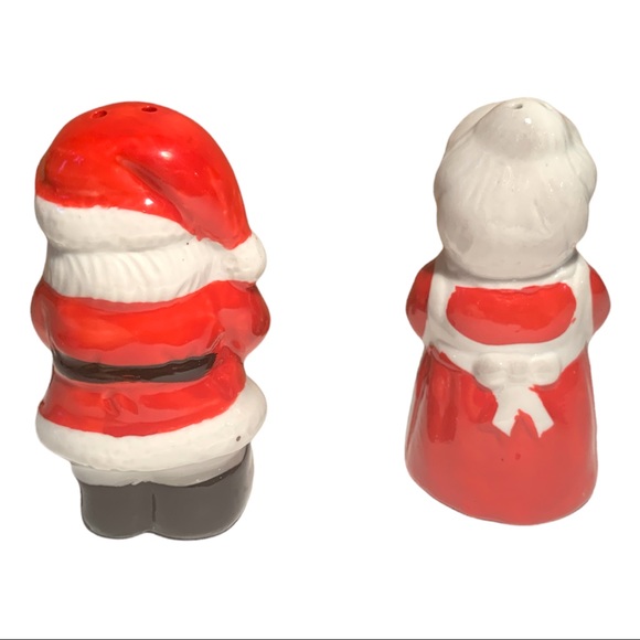 Mr.& Mrs. Santa Handcrafted Ceramic Salt & Pepper Shakers Collectible - Picture 5 of 7